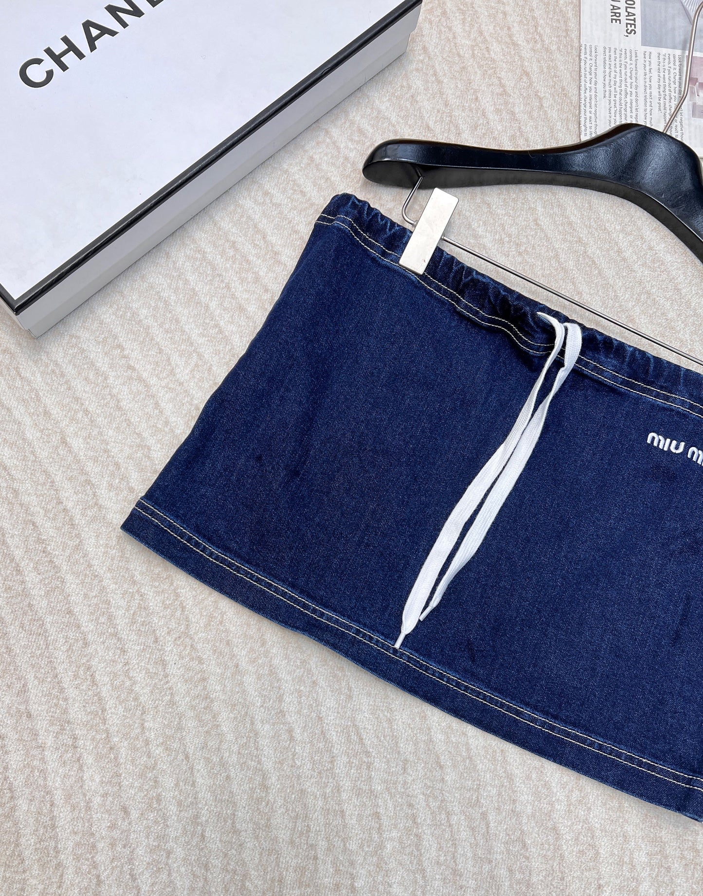 Letter embroidered super versatile mini denim skirt