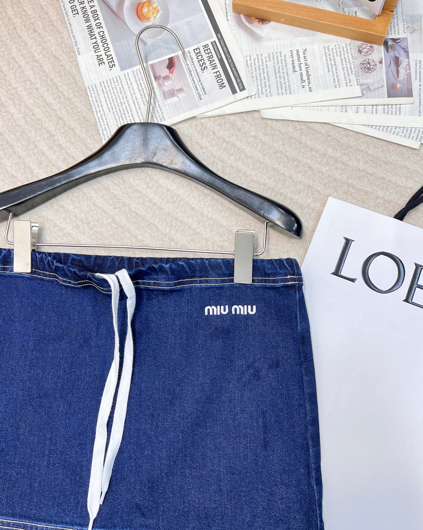 Letter embroidered super versatile mini denim skirt
