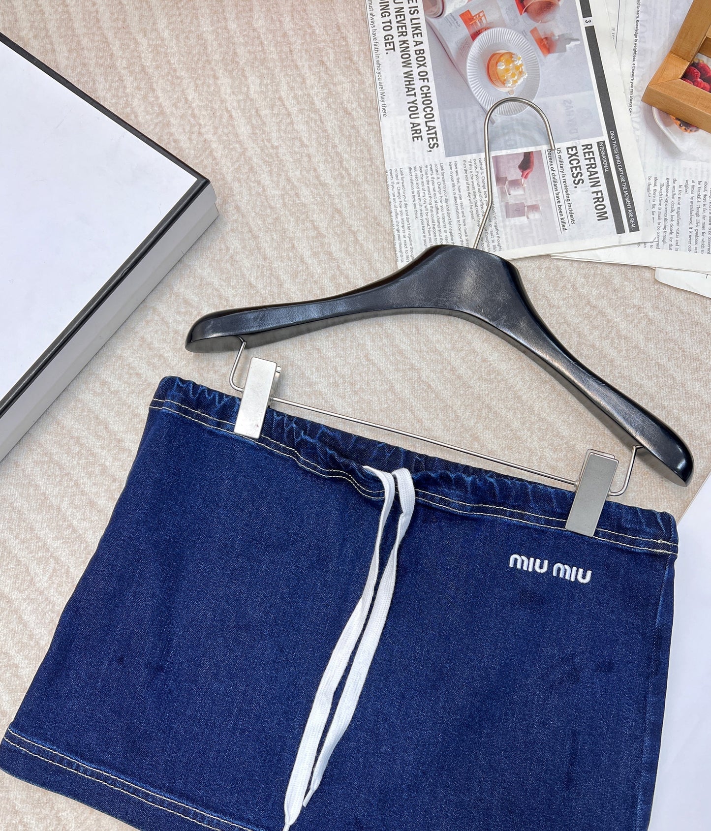 Letter embroidered super versatile mini denim skirt