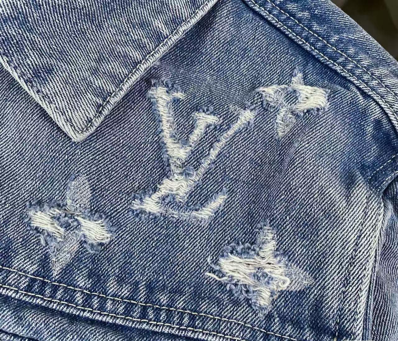 New cloud cutout distressed denim jacket