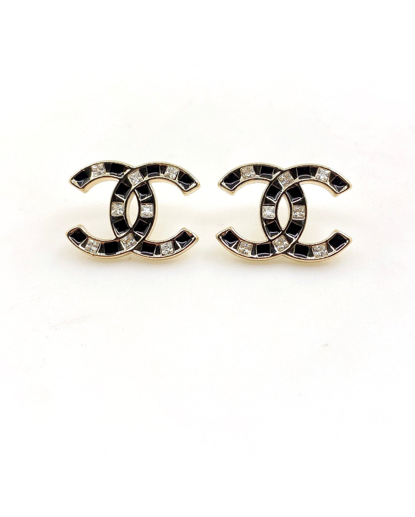 Leather double c stud earrings