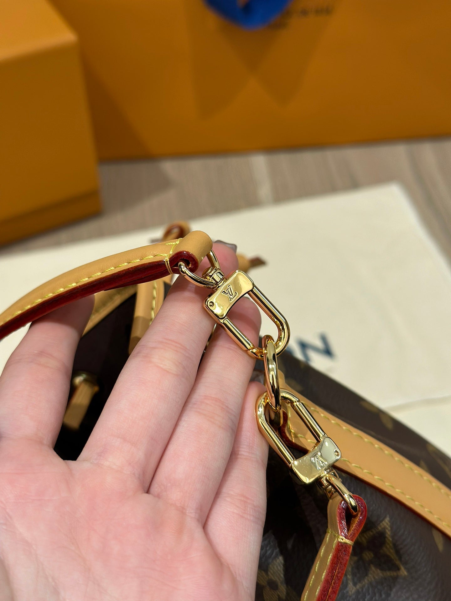 L Nano Now Small Bucket Bag