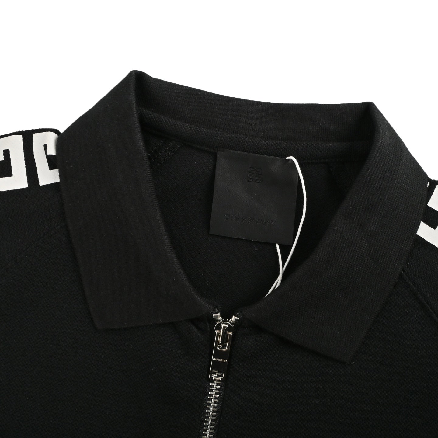 Half-zip chest logo short sleeves