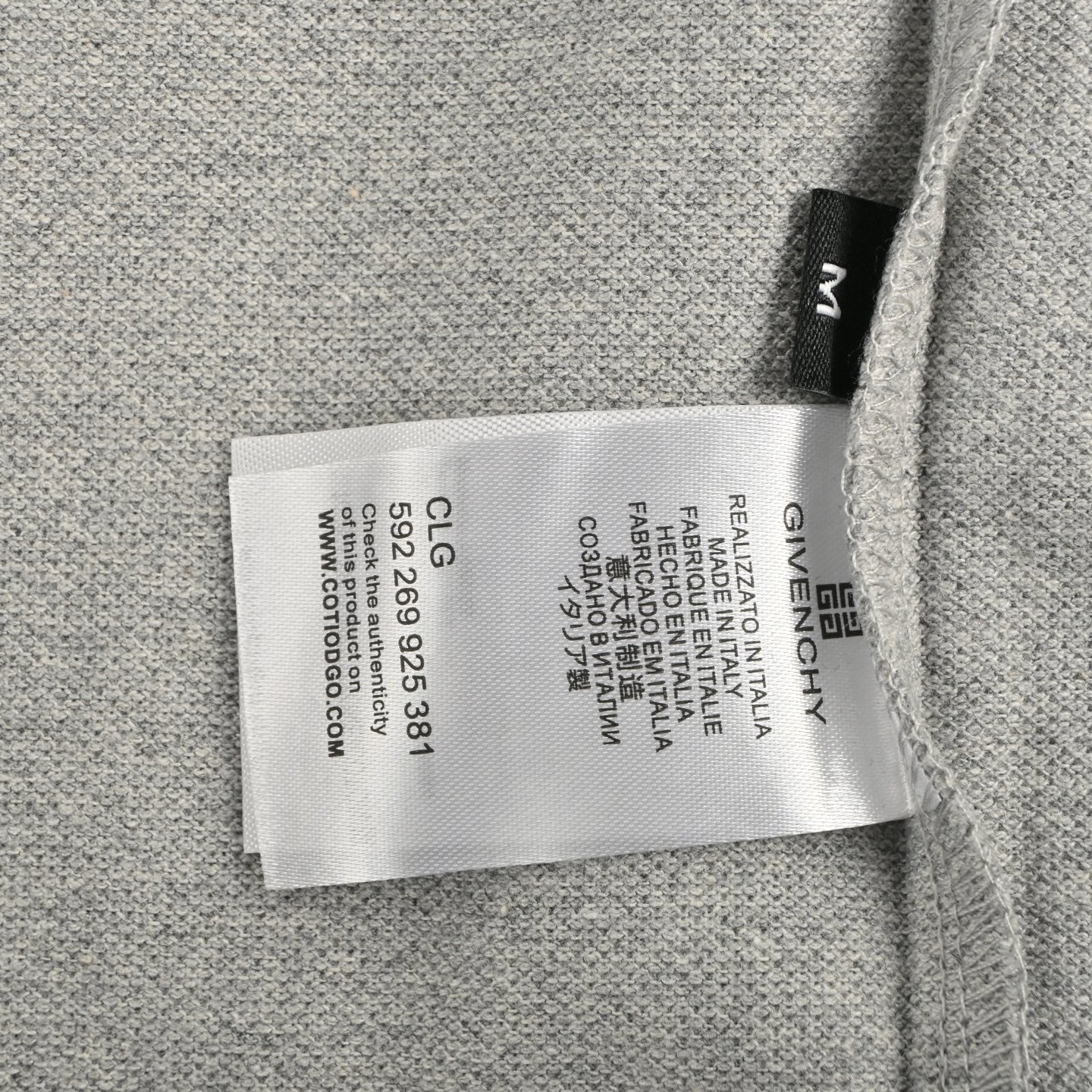 Half-zip chest logo short sleeves