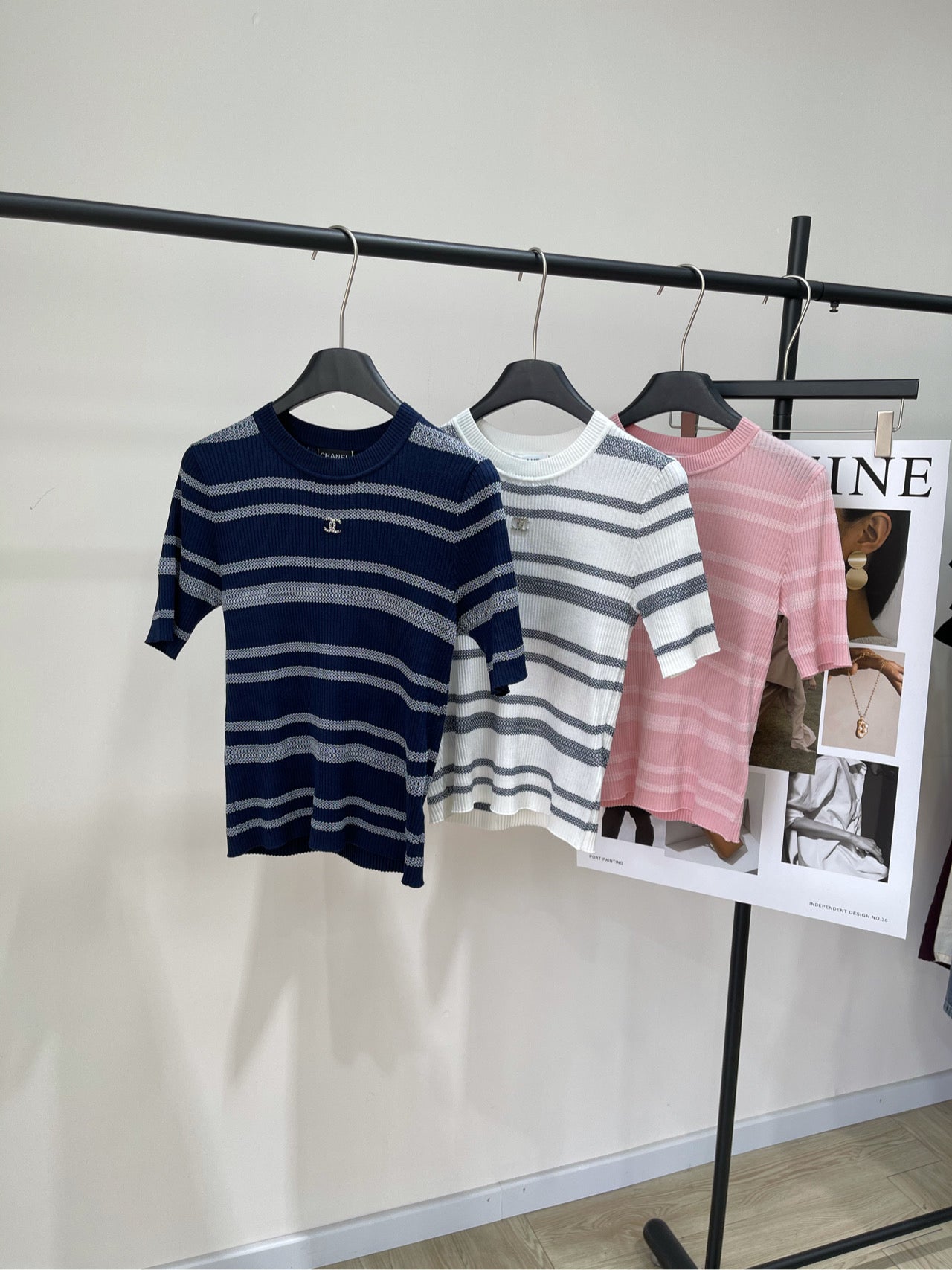 c 25 Three color striped knitted short sleeved shirt
