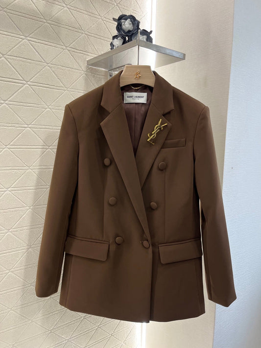 lapel brooch blazer