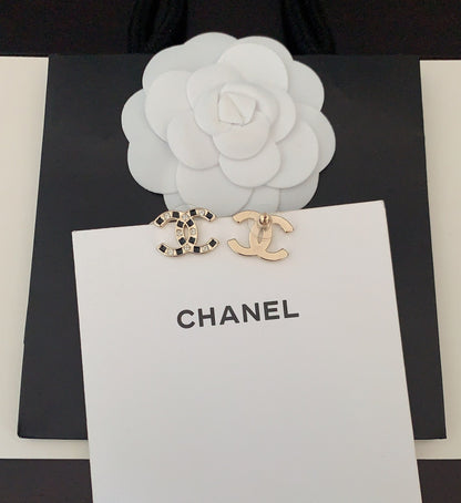 Leather double c stud earrings