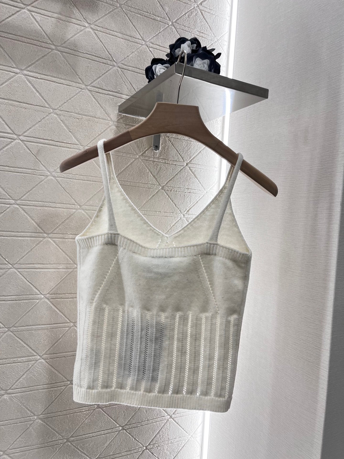 25ss Knitted vest with camisole