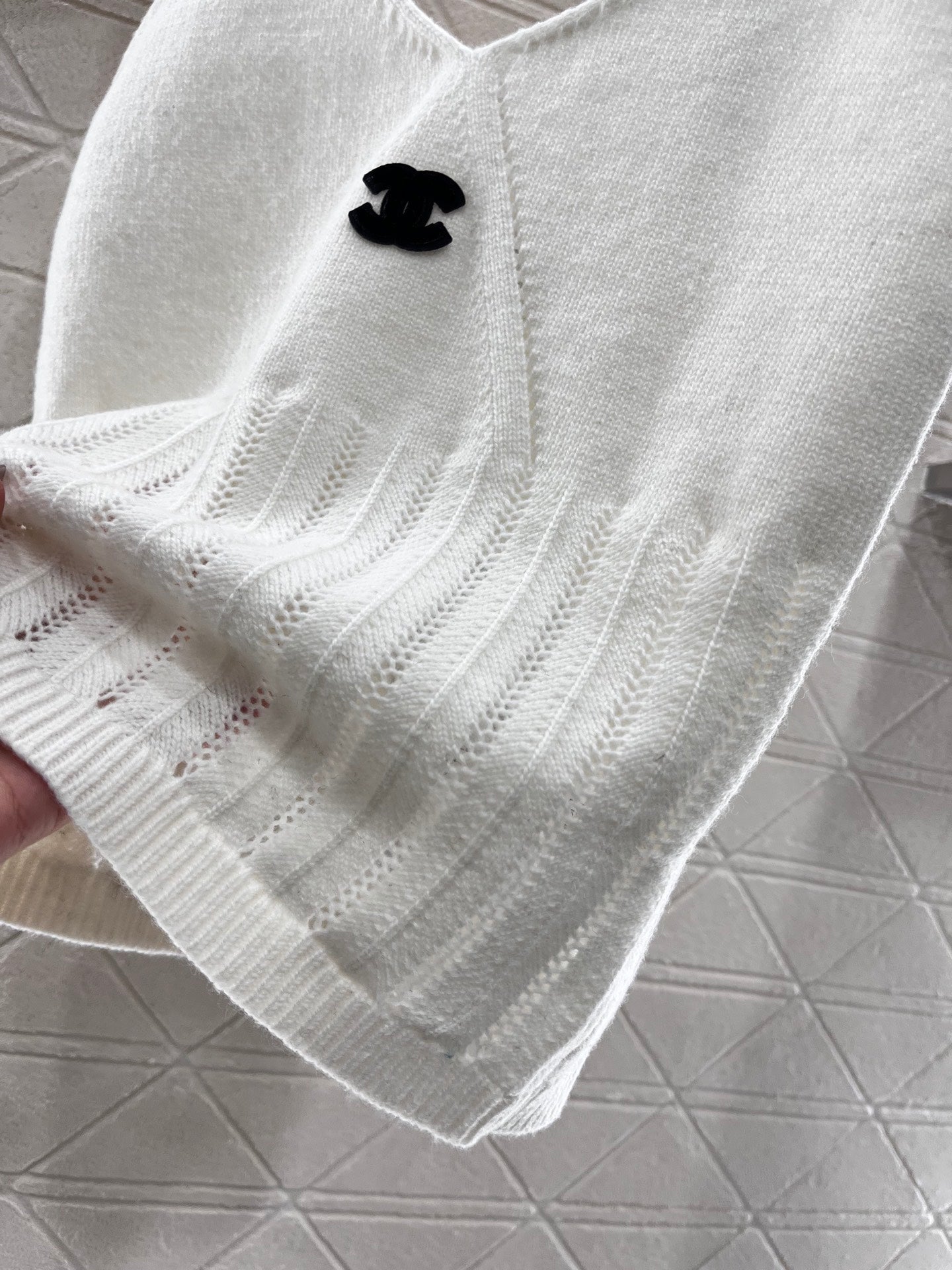 25ss Knitted vest with camisole