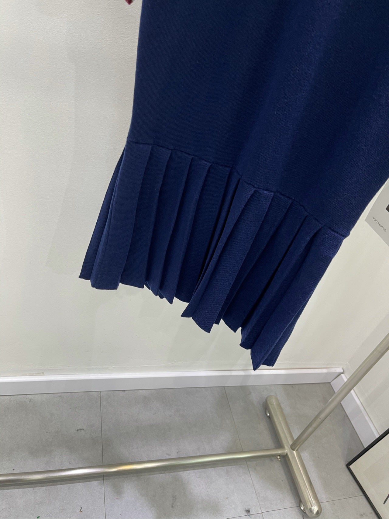New autumn and winter logo dress