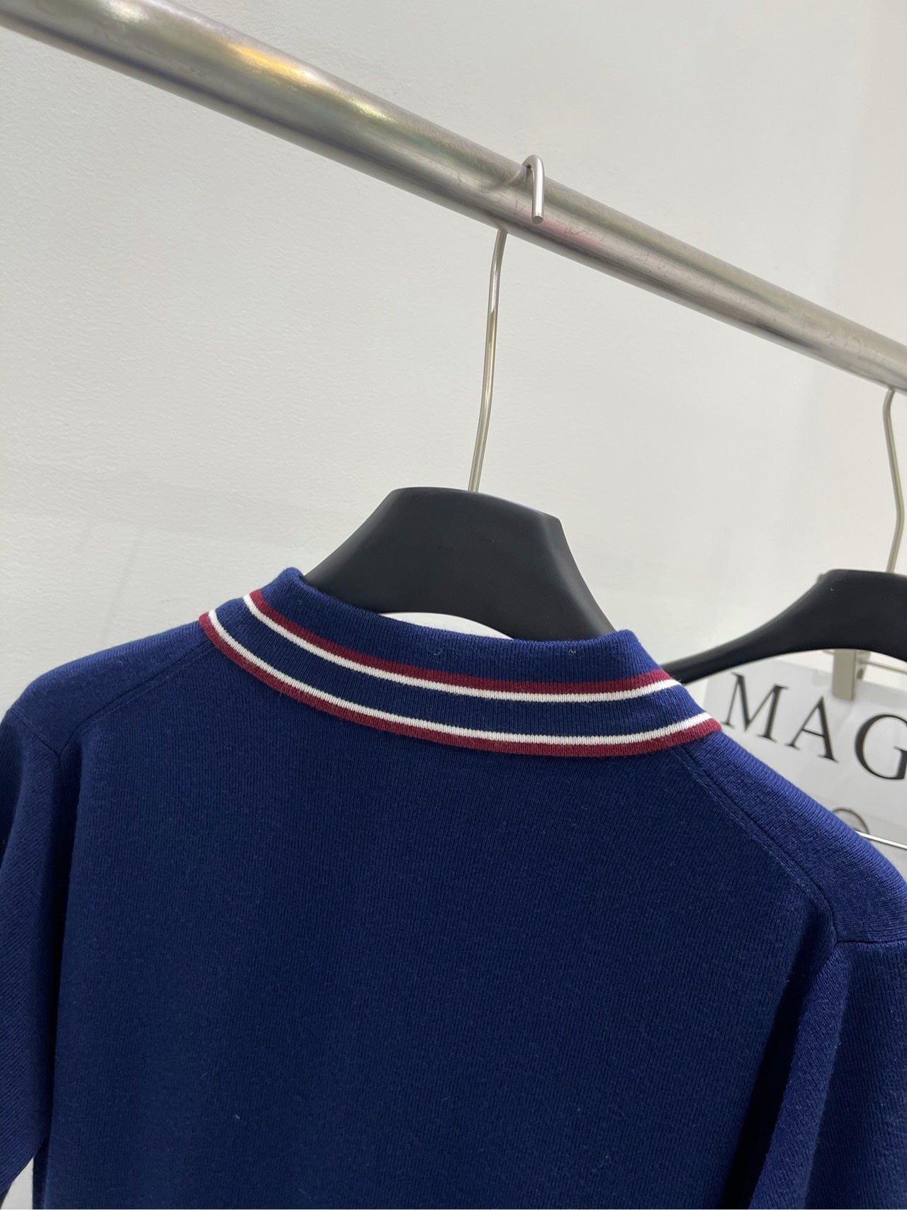 New autumn and winter logo dress