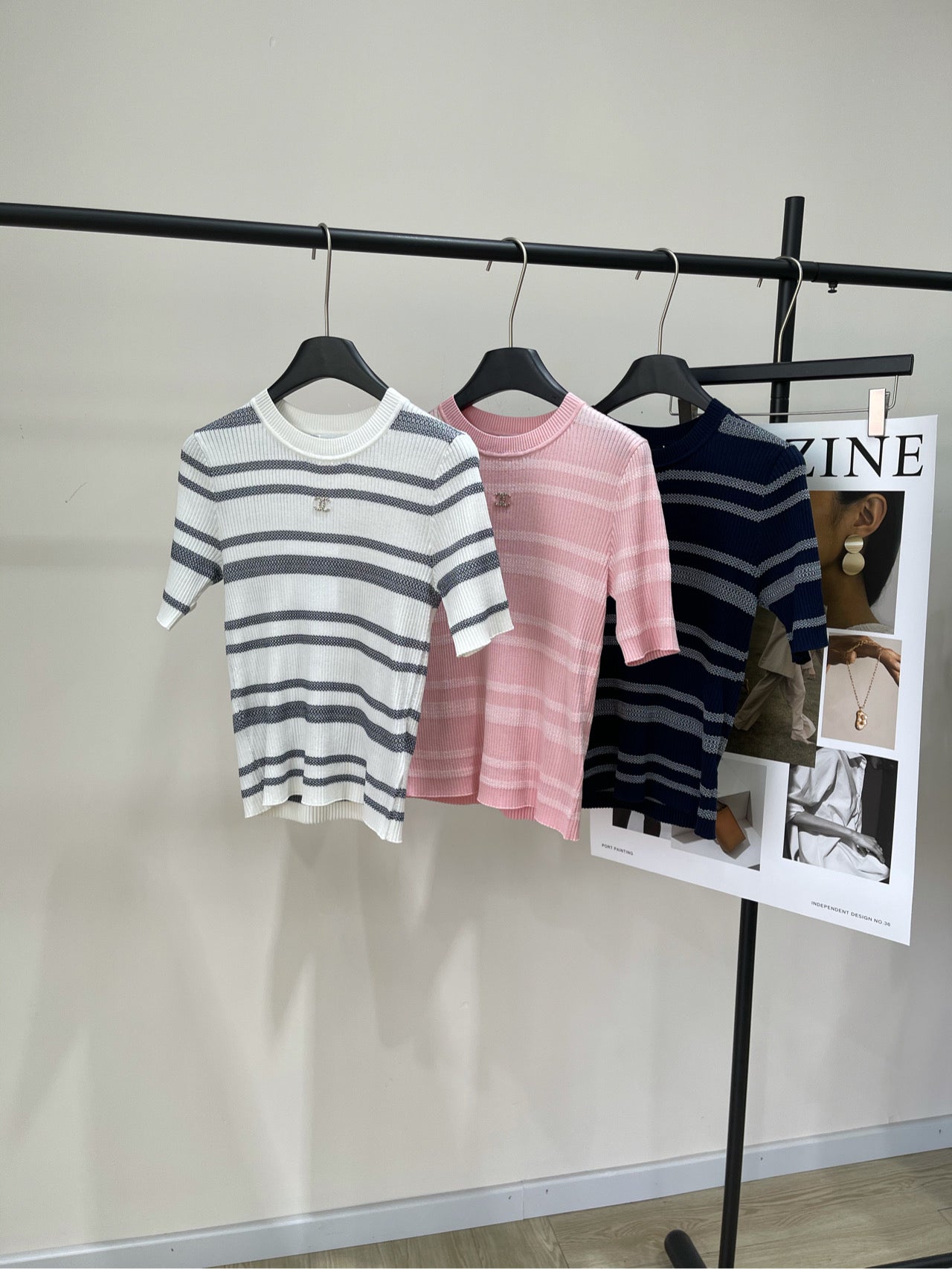 c 25 Three color striped knitted short sleeved shirt