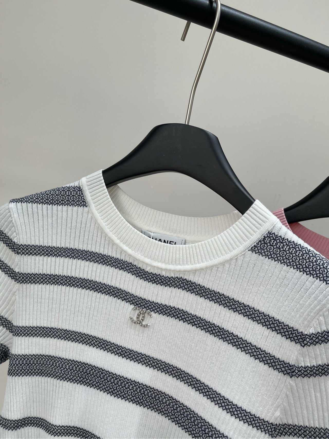 c 25 Three color striped knitted short sleeved shirt