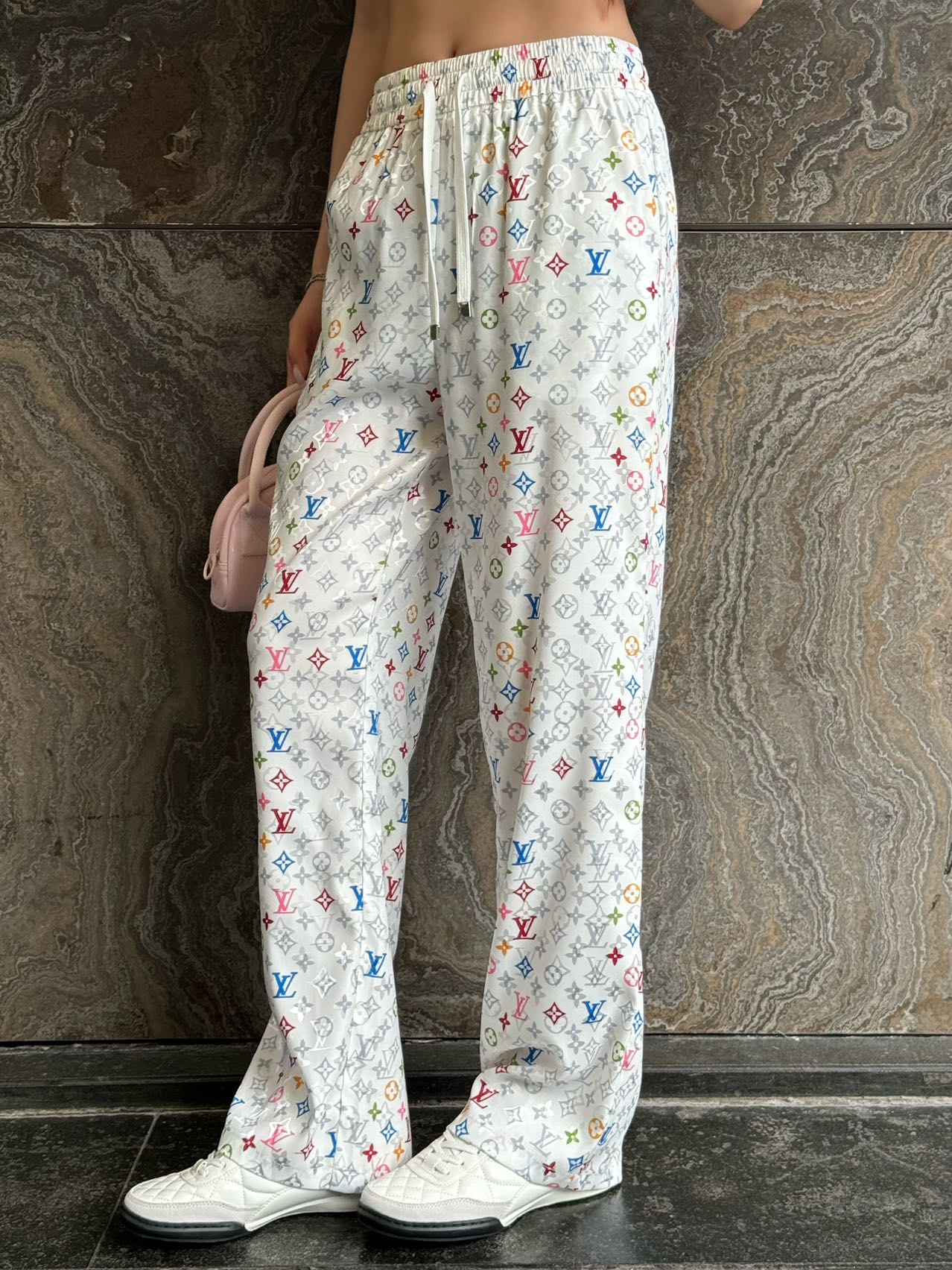25 new wide-leg pants