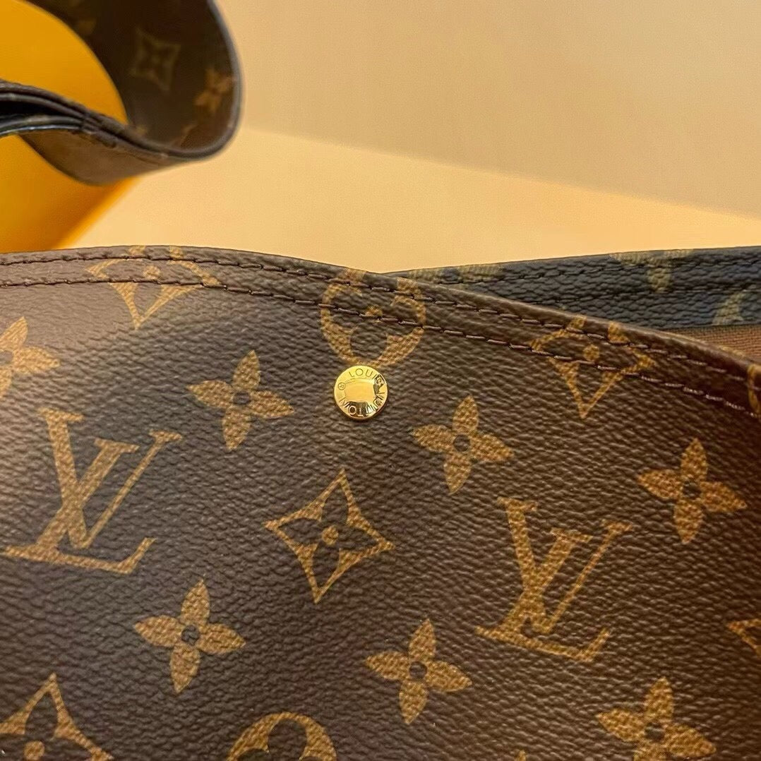 atlantis bag